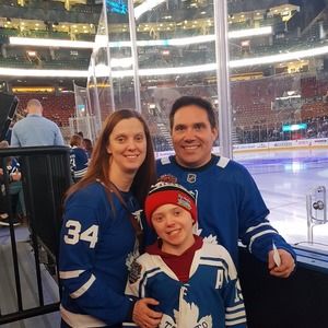 Meet your Posher, Philip